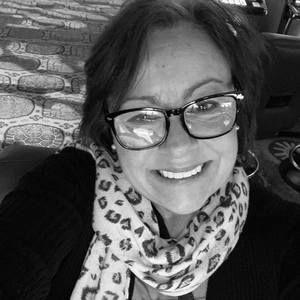 Meet your Posher, Connie